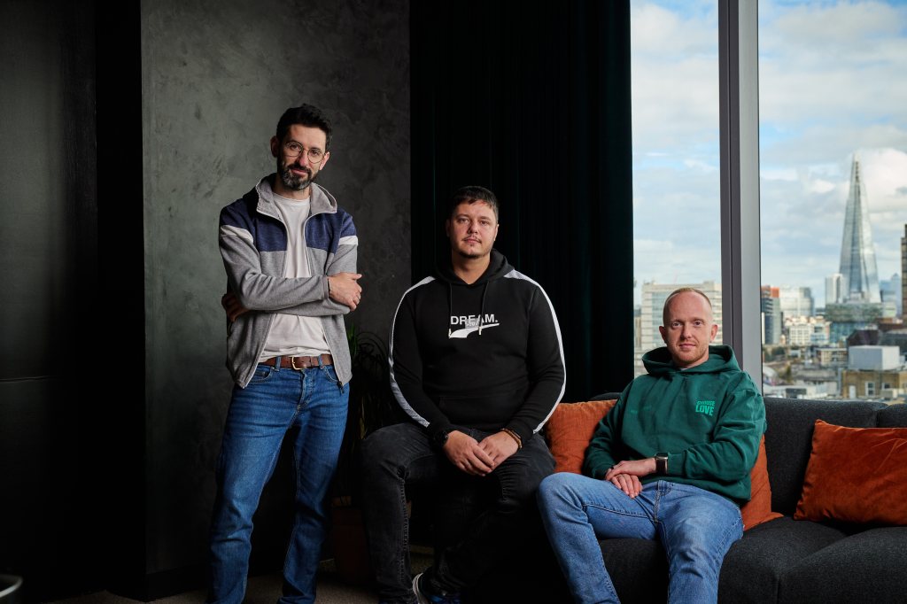 THE START-UP DWELLY IS FOUNDED BY ILYA DROZDOV, DAN LIFSHITS AND DMITRY KHANUKOV